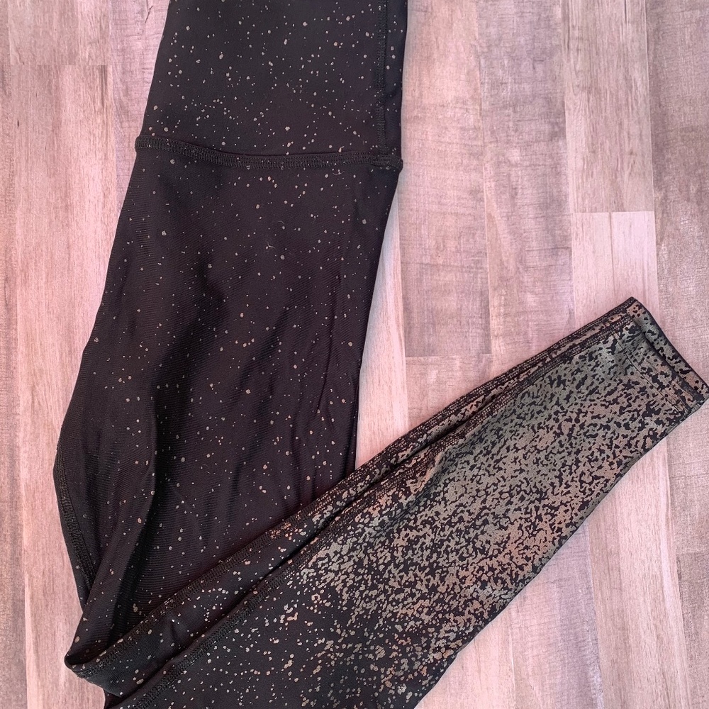 Beyond yoga alloy leggings